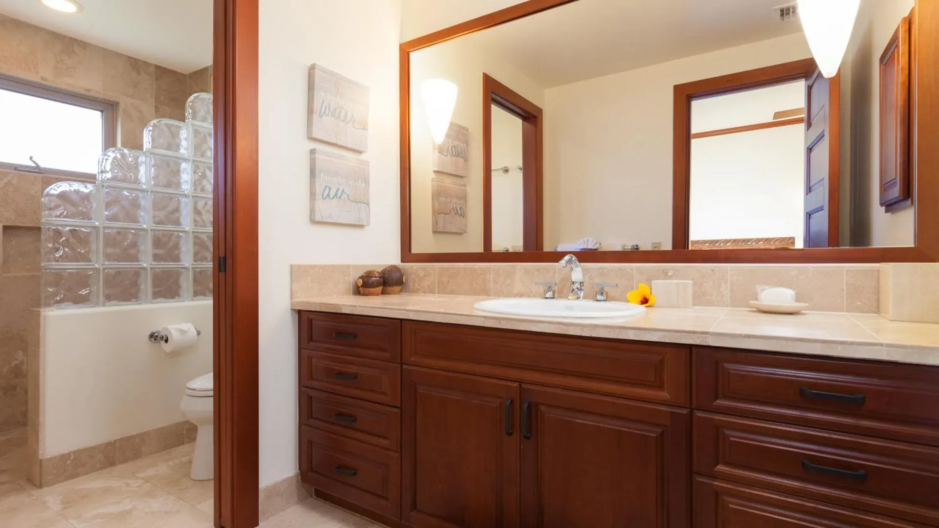 Holiday home Sunset Villa Spacious Mauna Lani 3Br Home With Private Beach Club Waikoloa United States